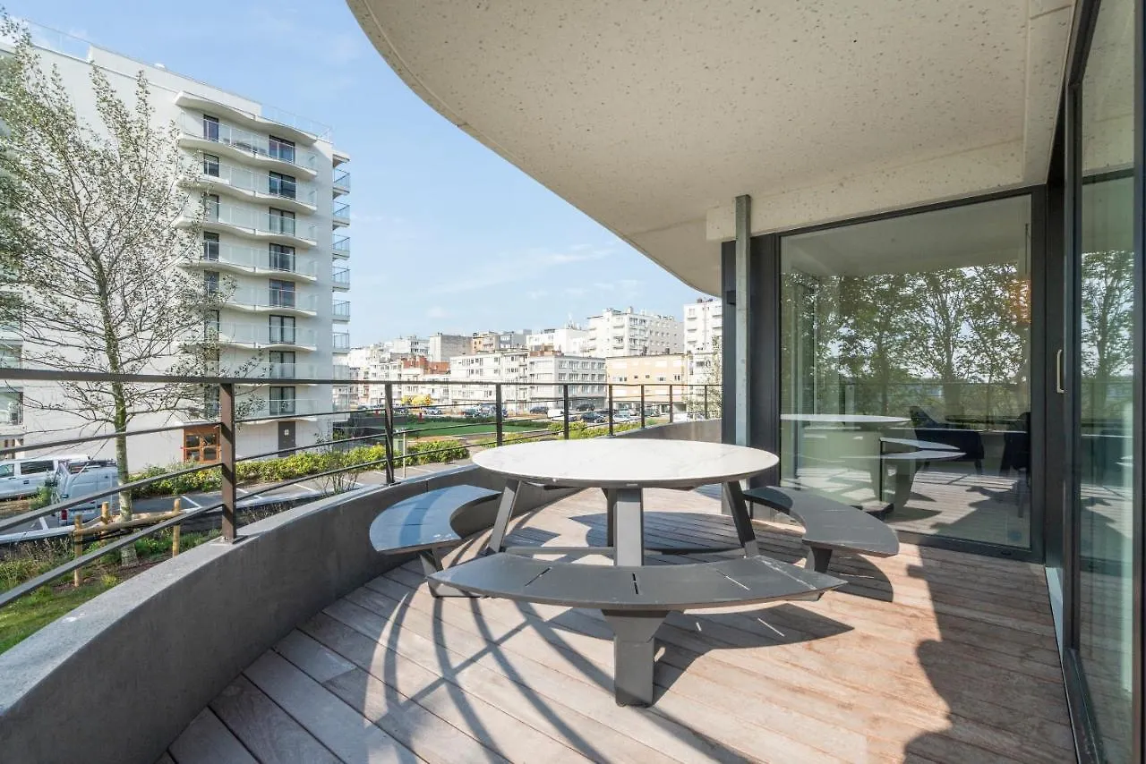 Apartment The Waves-Luxurious 3Bedroom App W Big Terrace & Garage Ostende